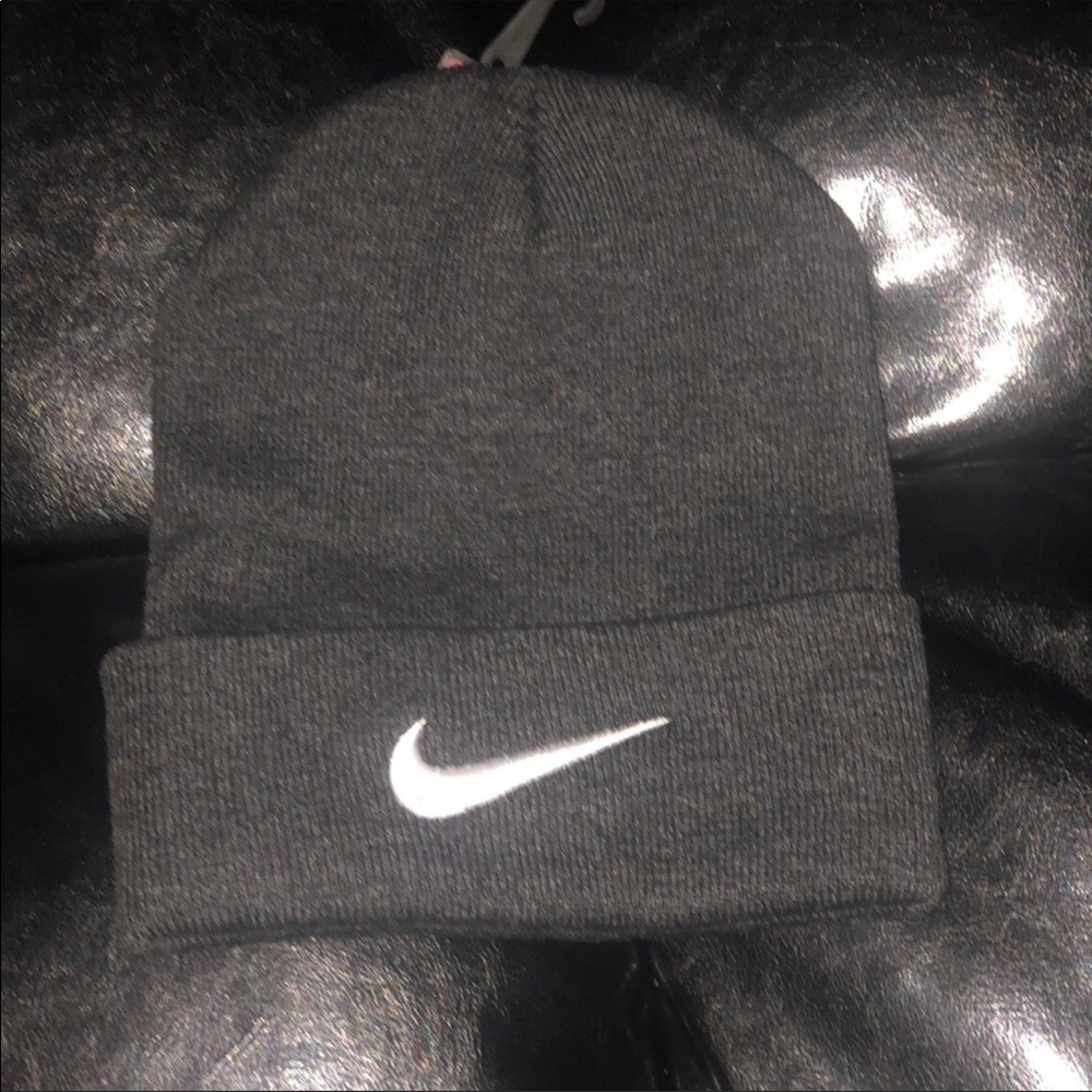 Black Nike beanie
